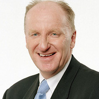 Alan Parry Commentator
